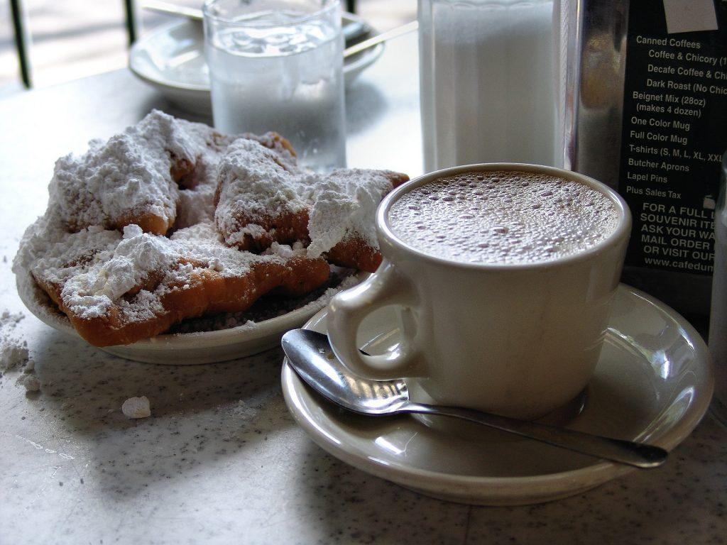 Café Du Monde  NOLA Attractions & Things To Do